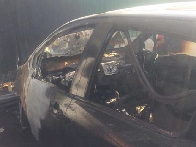 За сутки в столице сгорели три автомобиля (ФОТО)