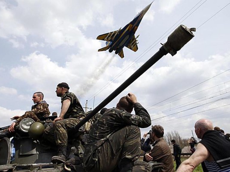 За сутки в зоне АТО боевики 43 раза обстреляли позиции украинских военных &#8212; штаб