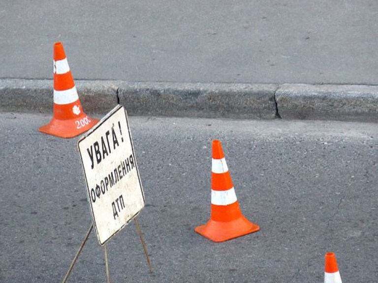 Пьяный пешеход стал участником аварии на Виноградаре (ФОТО)