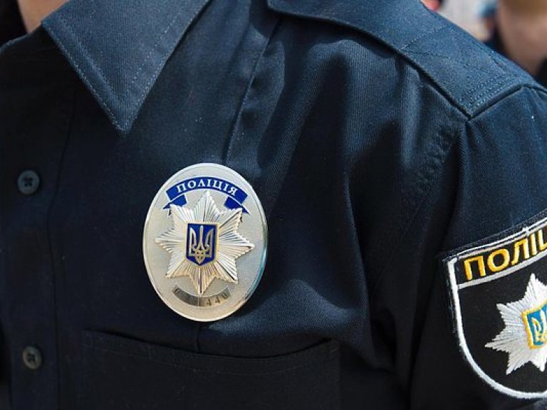 В Ровно на железнодорожном вокзале нашли в бессознательном состоянии избитого мужчину – полиция