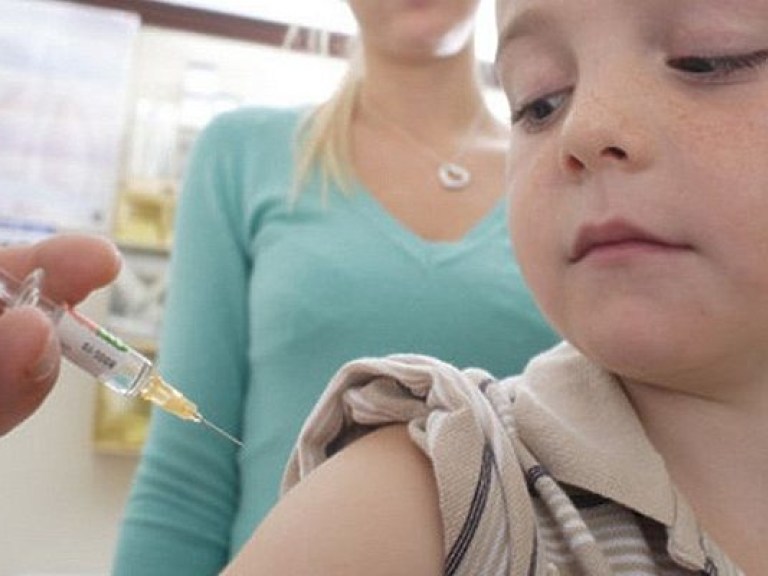 Вакцинацию дошкольников сделали обязательной в Италии