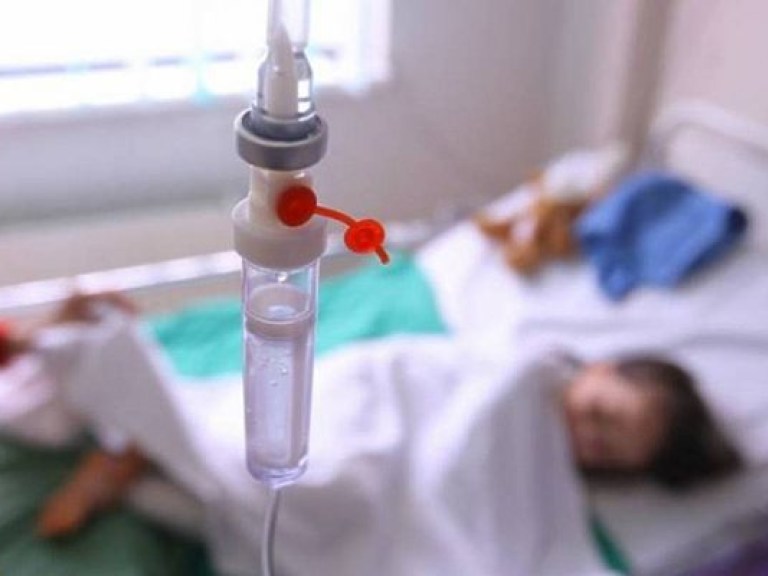 На Харьковщине 14-летняя девочка оказалась в больнице после передозировки анальгином