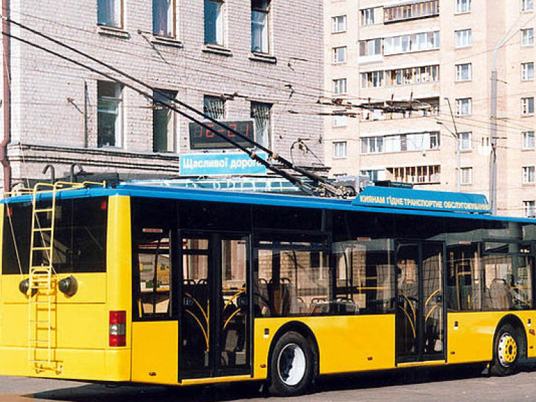 Движение троллейбусов по маршруту №43 в Киеве временно приостановили