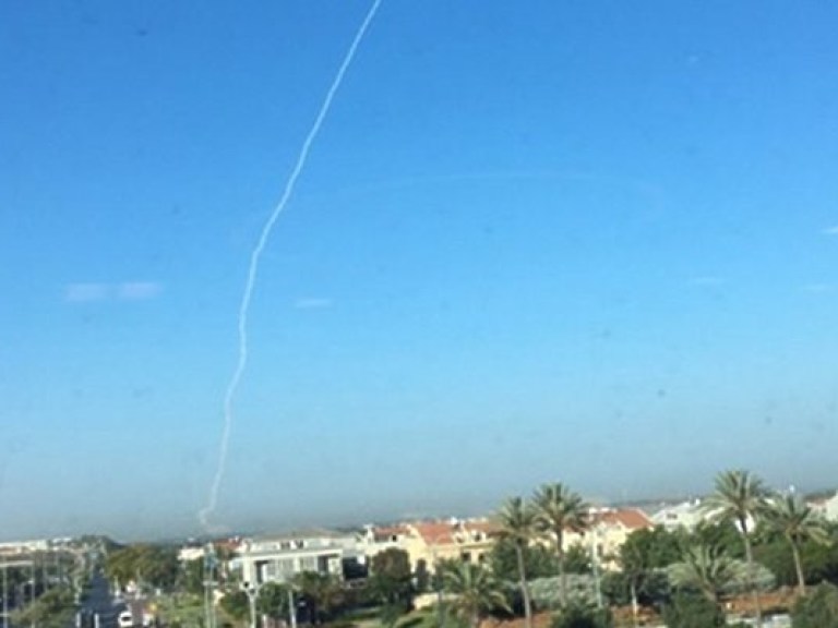 Израиль провел  успешный испытательный запуск ракеты (ФОТО)