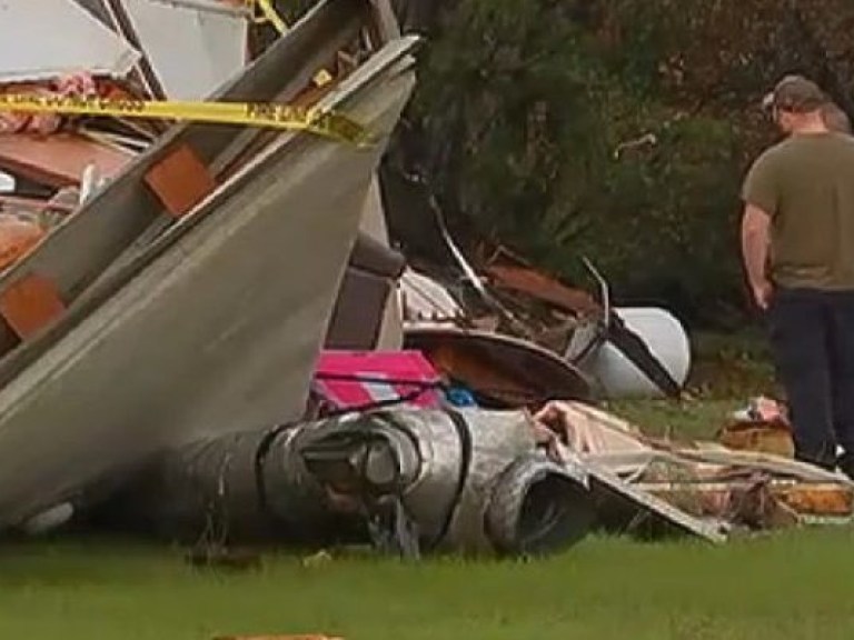 В Северной Каролине в результате шторма пострадали 14 человек (ФОТО)