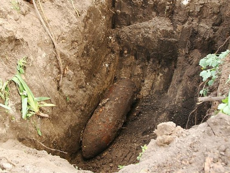 В Тернополе из-за 250-килограммовой бомбы эвакуировали микрорайон (ФОТО)