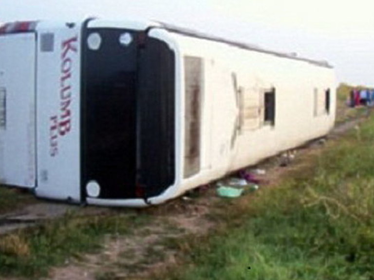 В Болгарии перевернулся автобус с мигрантами, погибли 10 человек