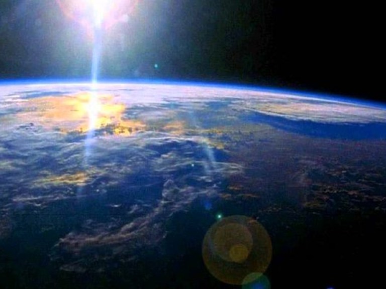 Ученые прогнозируют появление гигантской озоновой дыры над США