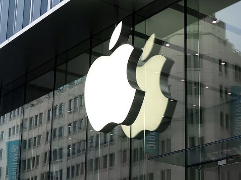 Apple заработала на продаже айфонов в первом квартале более 10 миллиардов долларов