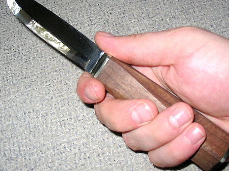 Во Львове мужчина ударил своего оппонента ножом в живот – полиция