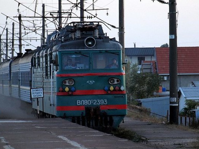 «Укрзализныця» продлила маршруты четырех поездов до морского побережья
