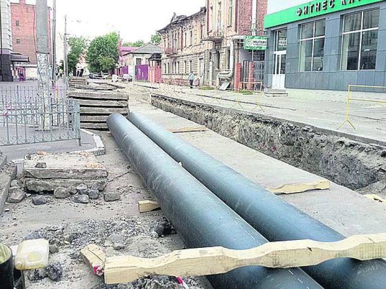 В Харькове из-за ремонта дорог возник транспортный коллапс (ФОТО)