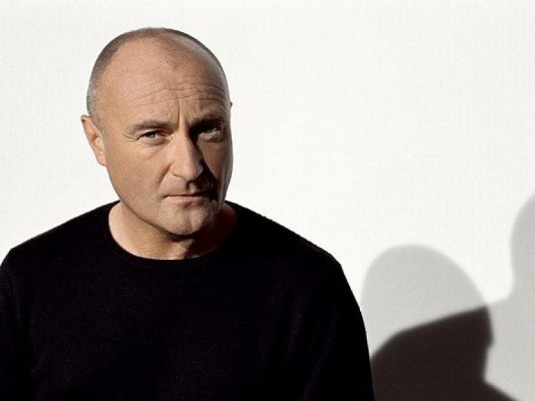 Британский музыкант Фил Коллинз госпитализирован после падения в номере отеля