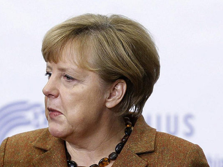 Меркель призвала не допустить изоляции Катара