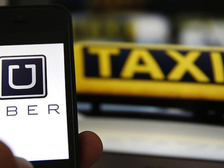 Сервис Uber повысил минимальные тарифы на услуги такси во всех городах Украины