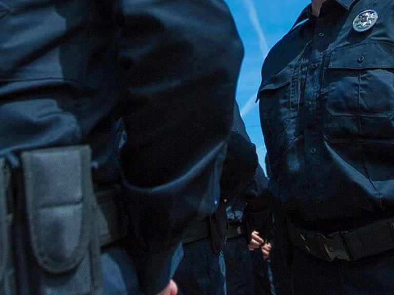 В Ивано-Франковске мужчина едва не убил соперника из-за женщины – полиция