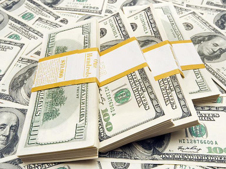 НБУ установил официальный курс валют на уровне 26,07 гривны за доллар