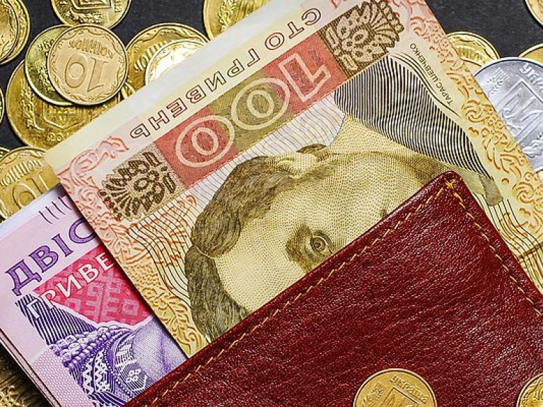 К концу 2017 года минимальная заработная плата может вырасти до 5000 тысяч гривен – эксперт