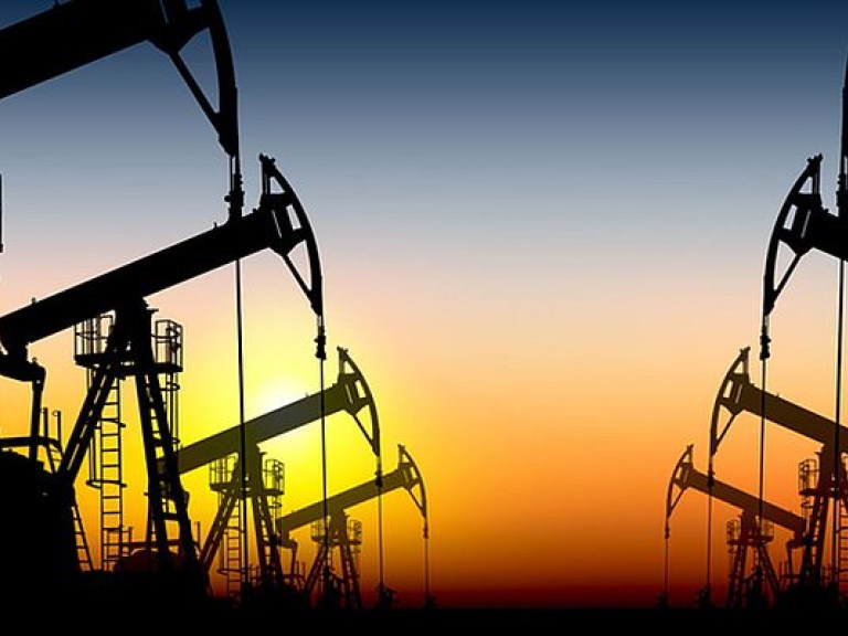 Нефть Brent торгуется выше 47 долларов за баррель
