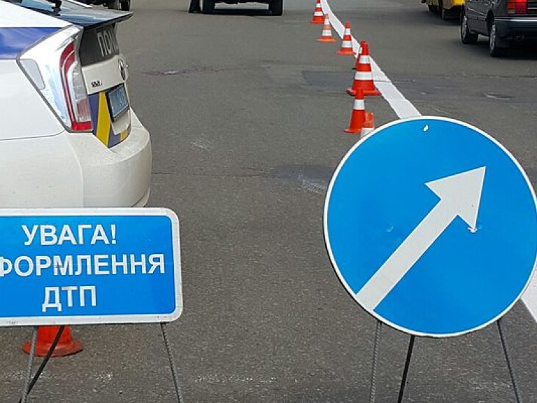 В результате ДТП в Харькове погибли два человека, один госпитализирован (ФОТО)
