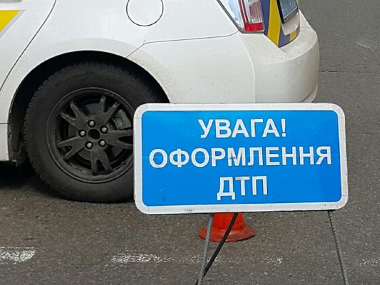 В центре Днепра внедорожник сбил насмерть девятилетнюю девочку