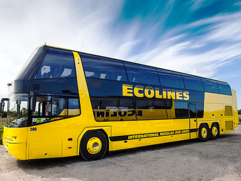 Автобусная компания Ecolines отказалась перевозить украинцев с биометрическими паспортами