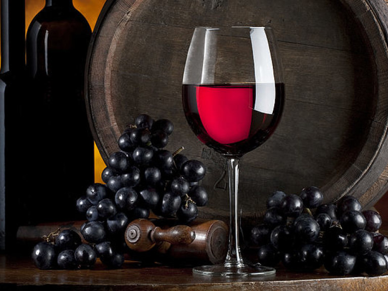 С начала года Украина импортировала вино почти на 2 миллиона долларов