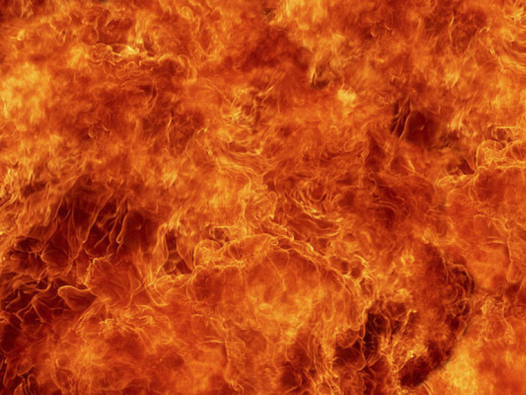 На Прикарпатье при пожаре в частном доме пострадали четыре ребенка