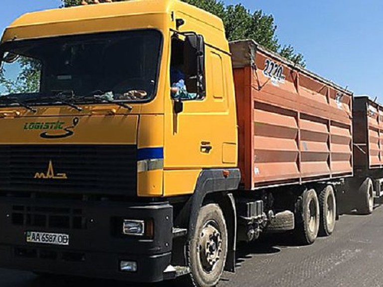 В Киеве ограничили движение тяжеловесного транспорта
