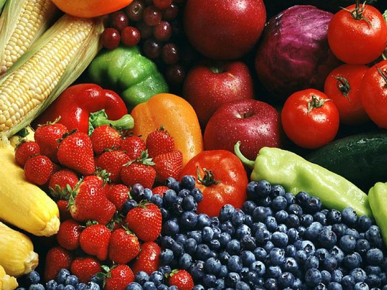 Витамины в таблетках не могут заменить сезонные овощи и фрукты &#8212; врач