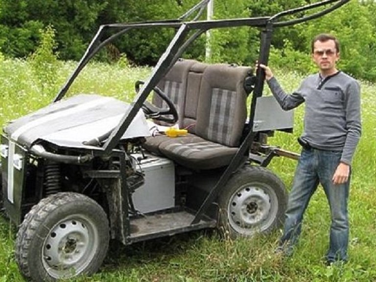 Украинец создал трактор-вездеход за две тысячи долларов (ФОТО)