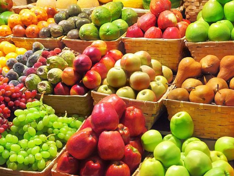 Урожай овощей и фруктов в Украине сократится на треть – эксперт
