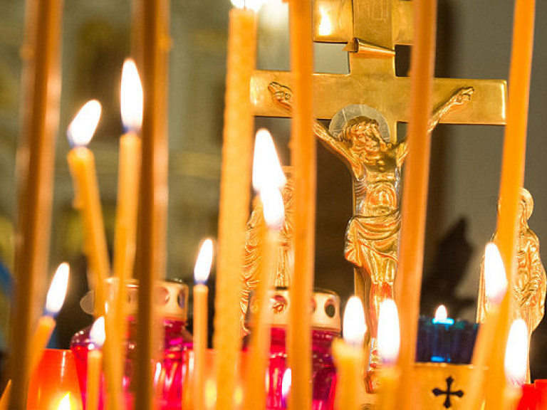 Православный календарь: верующие отмечают Троицкую родительскую субботу
