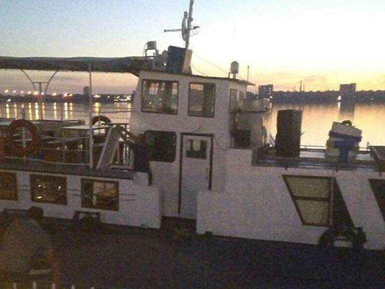 В Днепре полиция оштрафовала пьяного капитана за штурвалом катера (ФОТО)