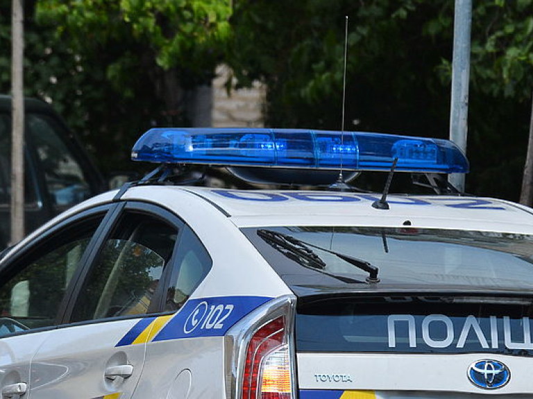 На Харьковщине мужчина ножкой от стула едва не убил собутыльника – полиция