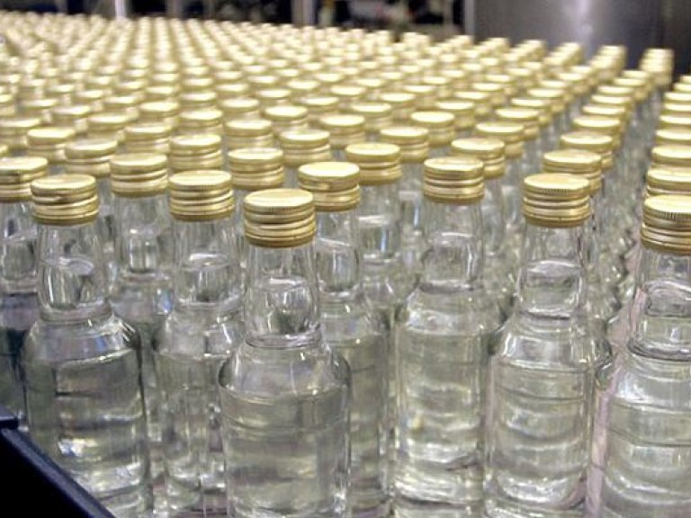 Во Львовской области пресекли деятельность цеха по производству фальсифицированного алкоголя