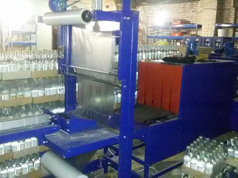 На Львовщине в подпольном цехе изъяли фальсифицированный алкоголь на 1,2 миллиона гривен