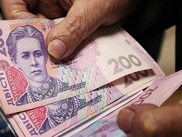 Киевлянам задолжали почти 90 миллионов гривен зарплаты &#8212; Госстат