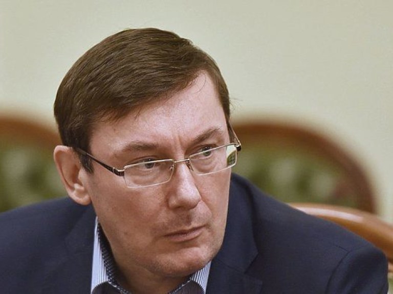 Луценко демонстративно покинул заседание Регламентного комитета (ВИДЕО)