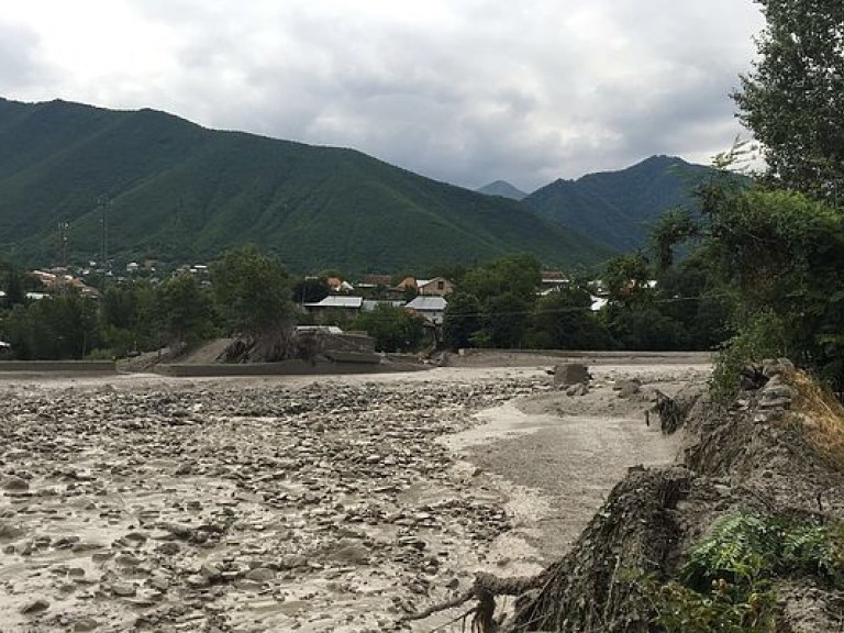 В ГСЧС предупредили о подъеме уровня воды в реках Закарпатской и Ивано-Франсковской областей
