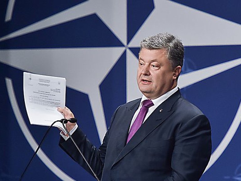 Анонс пресс-конференции: «Порошенко утвердил курс на вступление в НАТО: что ждет Украину?»