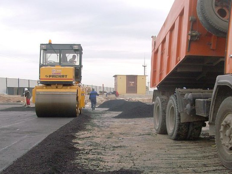 Украина и Китай договорились о строительстве бетонной дороги Одесса-Николаев