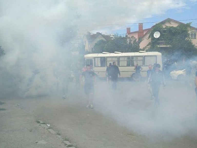 В Одессе сорвали мирное собрание, применив слезоточивый газ и дымовые шашки  &#8212; СМИ(ФОТО)