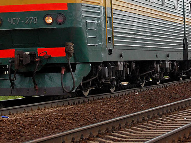 В Харьковской области поезд насмерть переехал мужчину