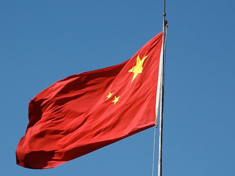 Китай заявил о прекращении военных контактов с КНДР