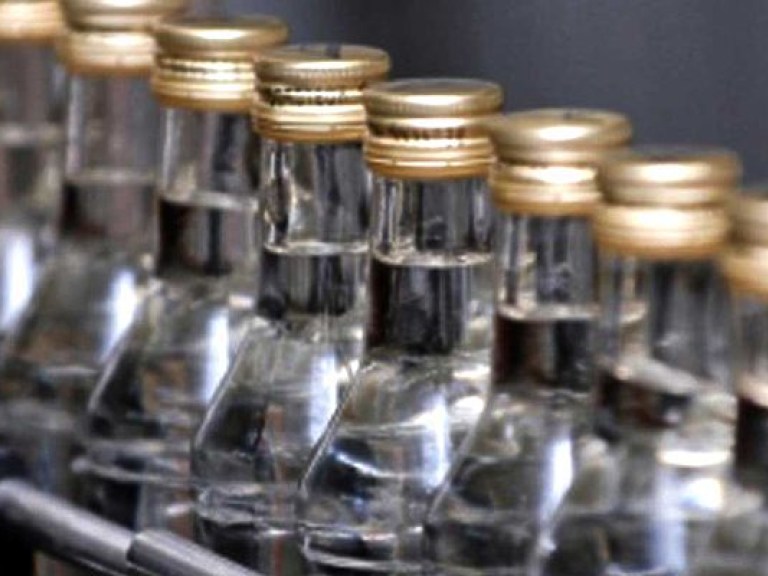 В Одесской области пограничники обнаружили контрабандный спирт на 100 тысяч гривен