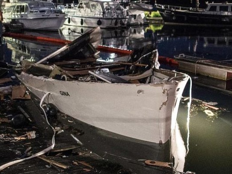 В Германии взорвалась яхта, пострадали 13 человек (ФОТО)