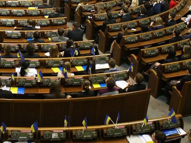 Депутаты Рады занимаются собственными бизнес-проектами, а не законодательной работой  &#8212; эксперт