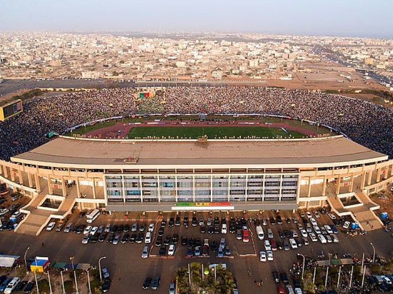 В давке на стадионе в Дакаре погибли 8 человек, еще 49 пострадали (ФОТО, ВИДЕО)