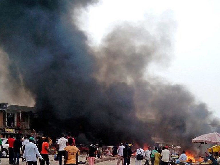 В Нигерии в результате  взрыва в мечети восемь человек погибли, еще 15 получили ранения